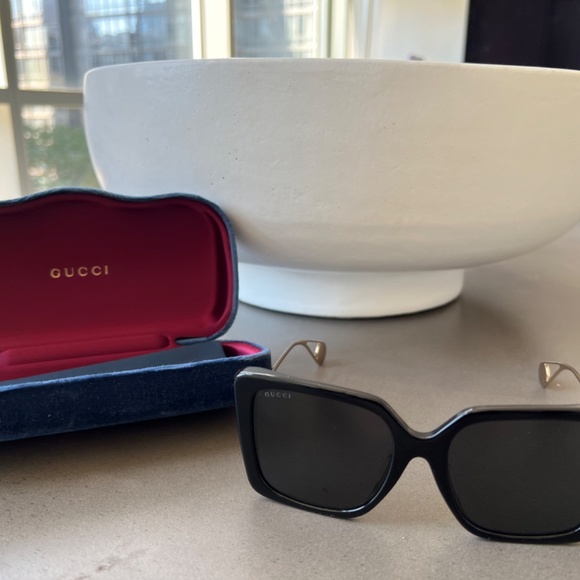 Gucci sunglasses - Picture 3 of 6